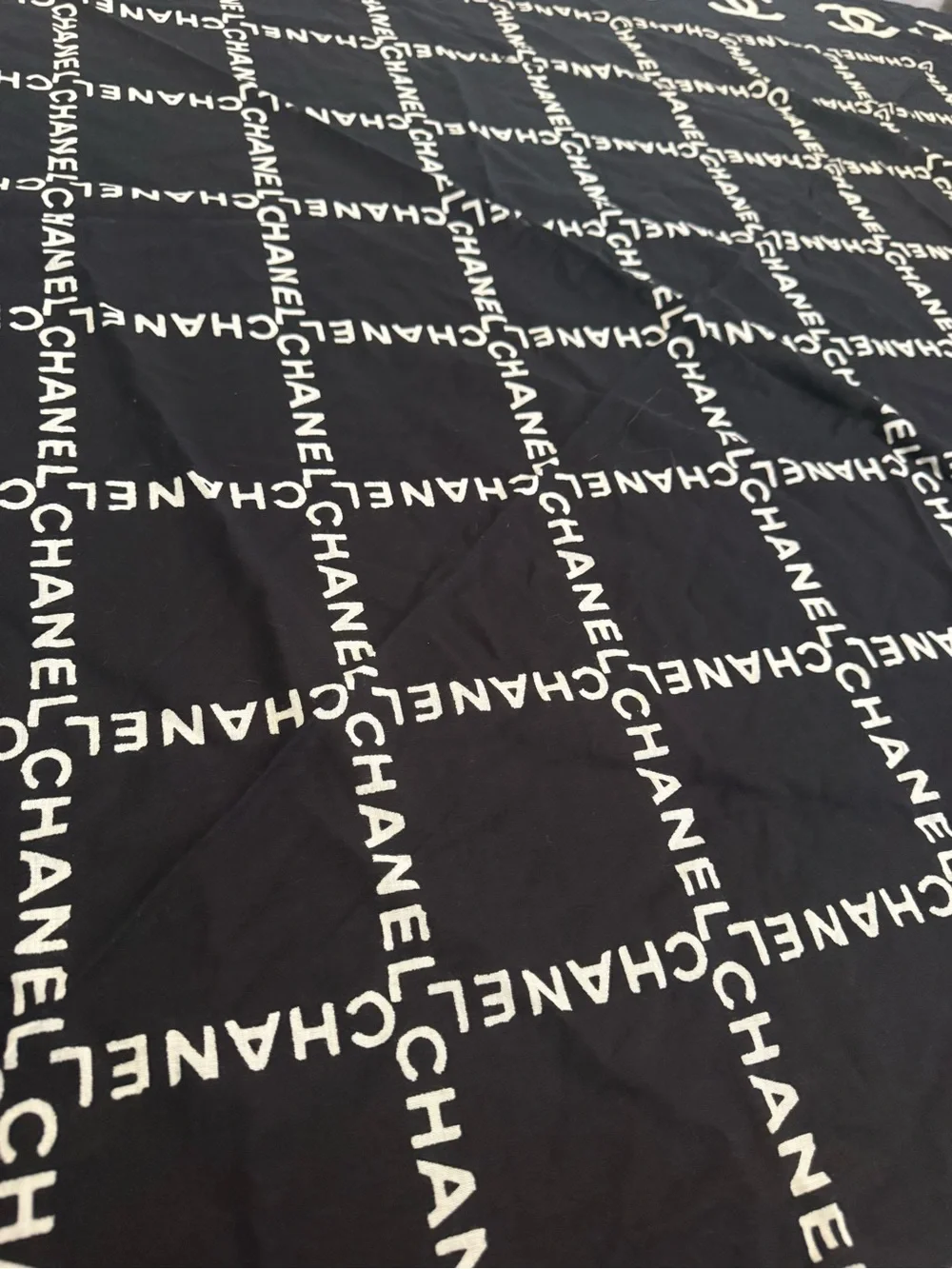 CHANEL large scarf